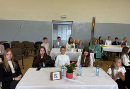  (photo)