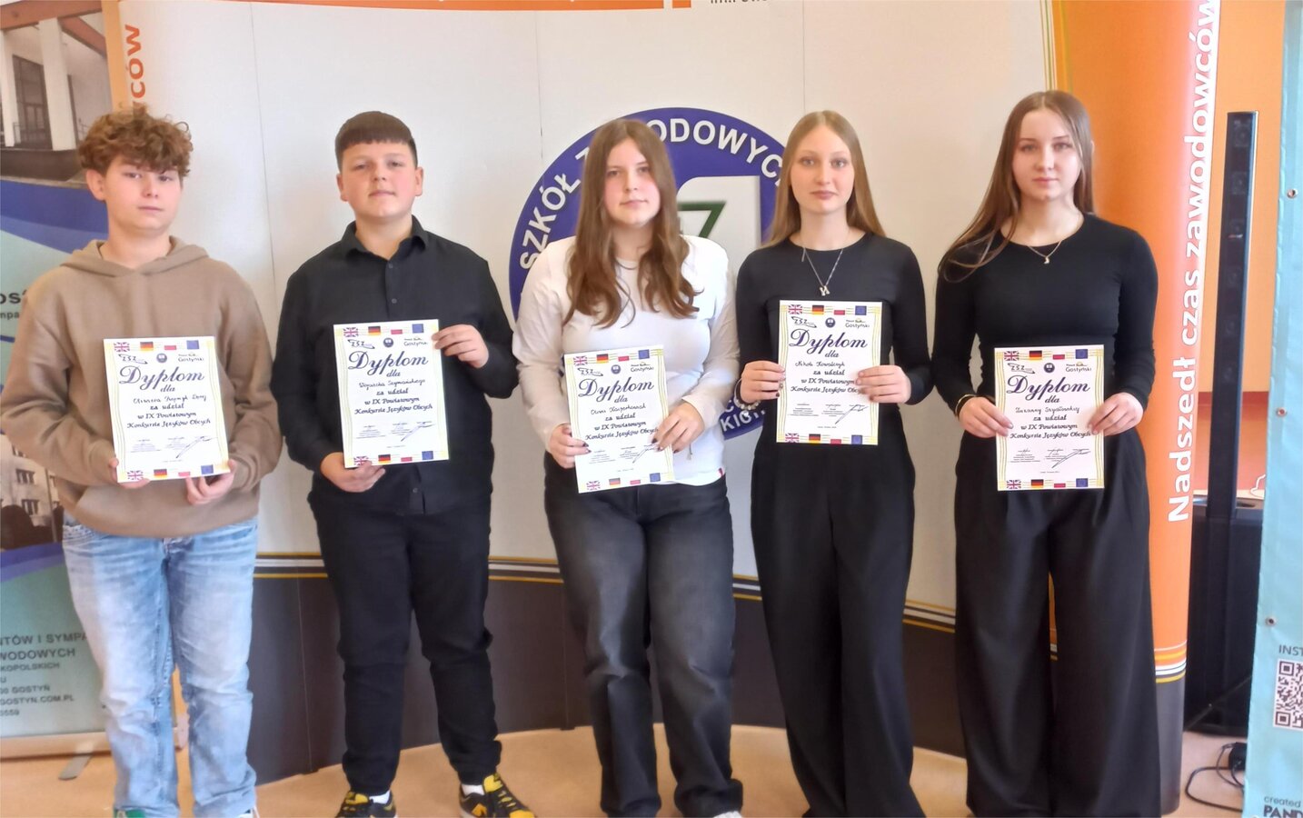 Udział uczniów w Powiatowym Konkursie Języków Obcych