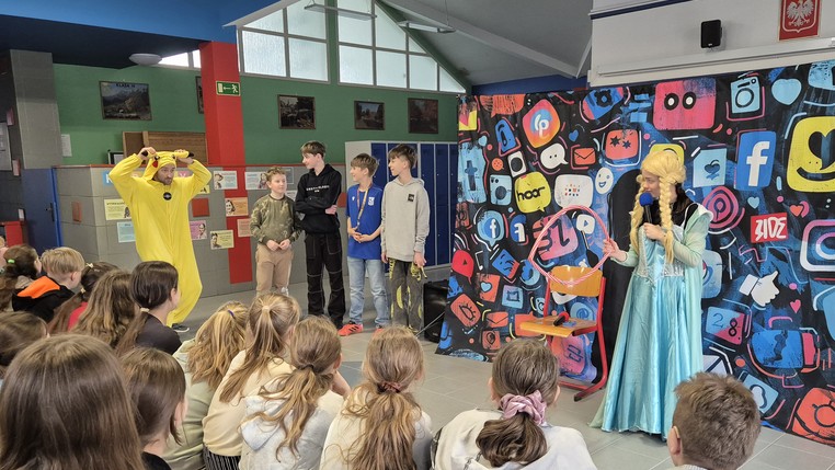 Przedstawienie profilaktyczne - nauka przez teatr